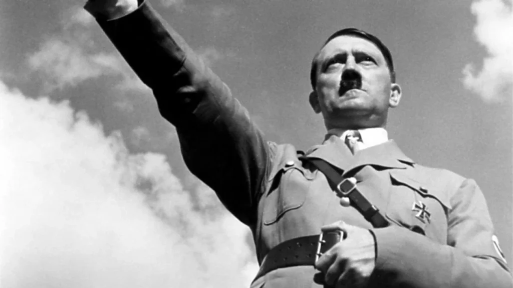 Hitler's Manipulative Networks